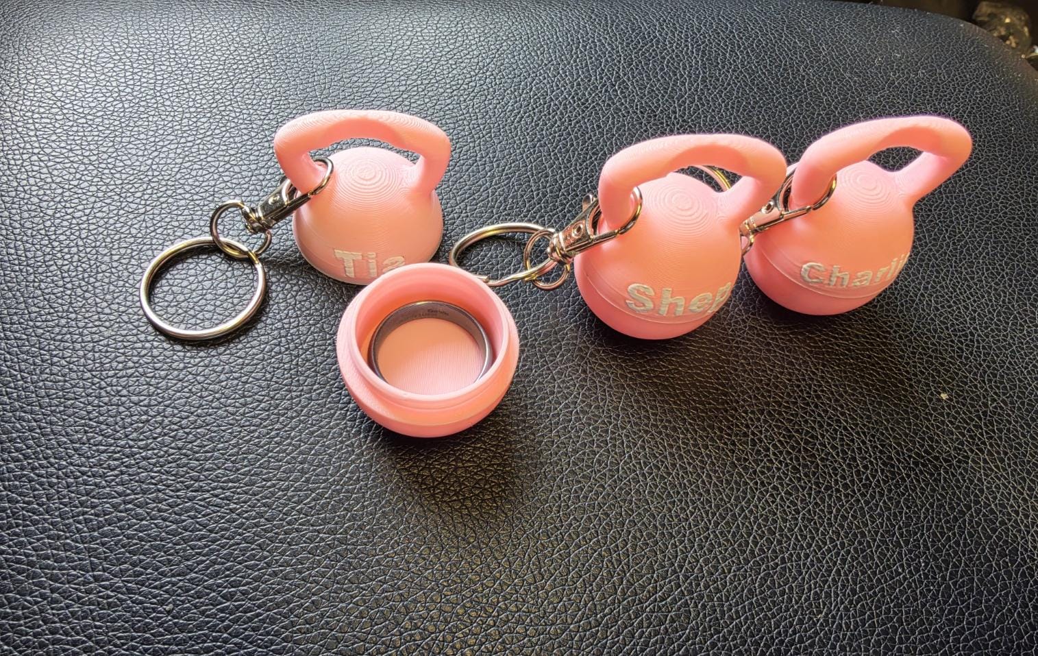 Gym Ring Holder Keyring, Custom Workout Ring Safe for Weightlifting, Personalized Fitness Gift for Women, Lifting Jewelry Protector